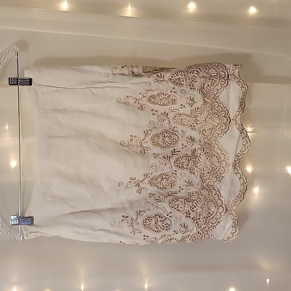 Ann Taylor Detailed Ivory Skirt size 8